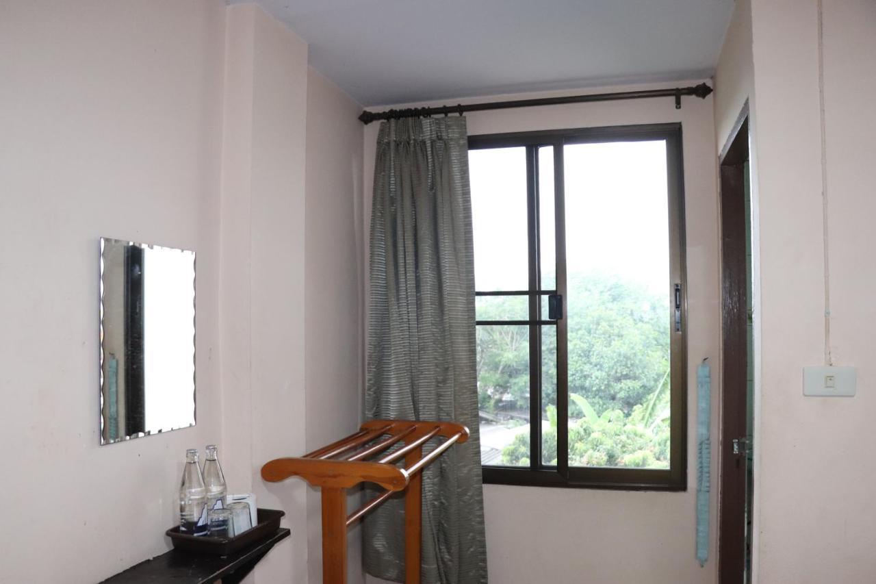Tipsiri Place Chiang Mai Luaran gambar